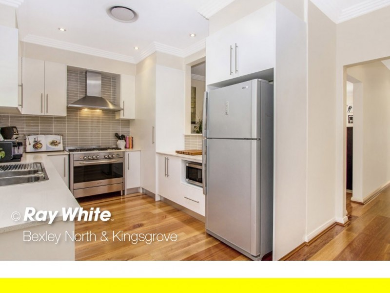 16 New England Drive, Kingsgrove NSW 2208