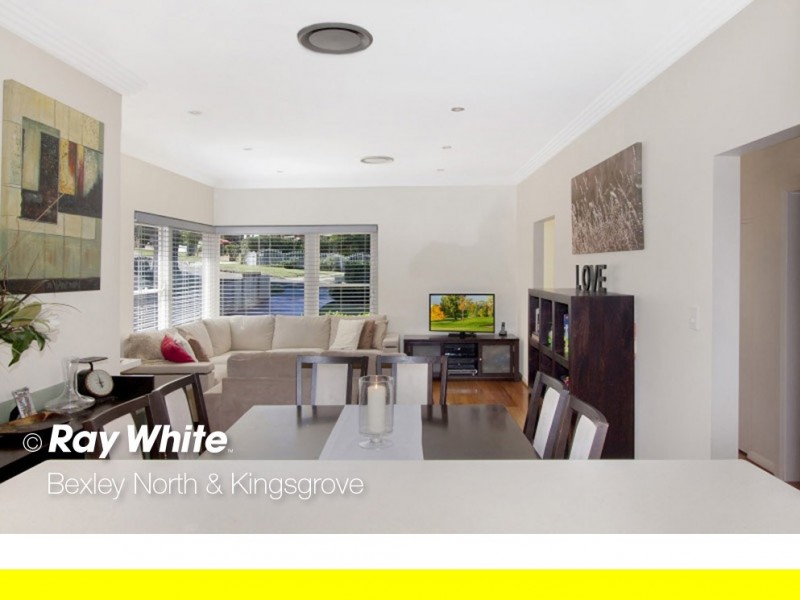 16 New England Drive, Kingsgrove NSW 2208