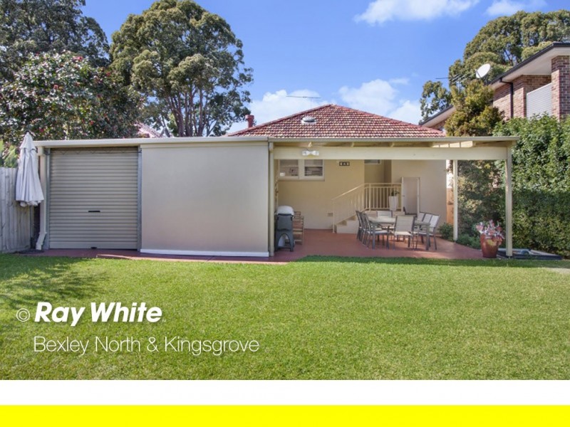 16 New England Drive, Kingsgrove NSW 2208