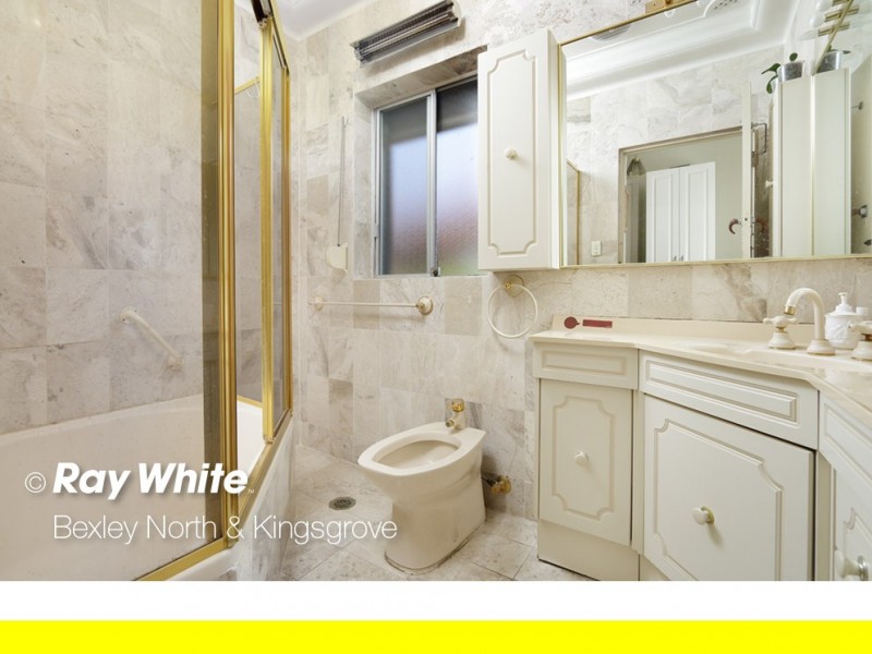 8 Hobbs Street, Kingsgrove NSW 2208