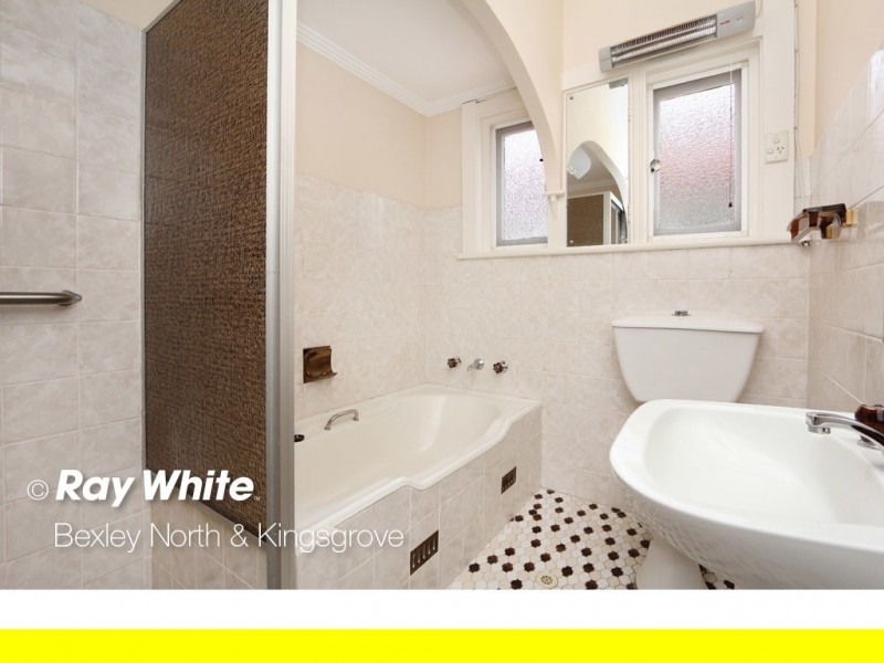 72 Warraroong Street, Beverly Hills NSW 2209