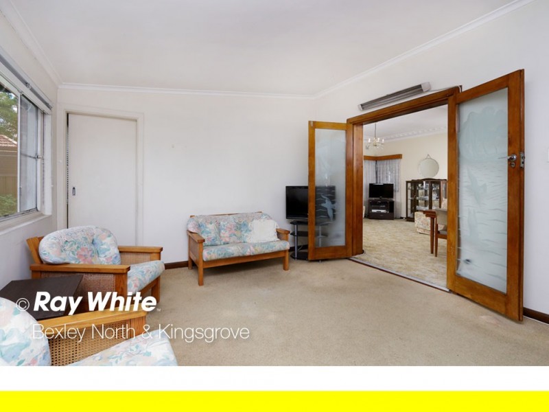 24 Moreton Avenue, Kingsgrove NSW 2208