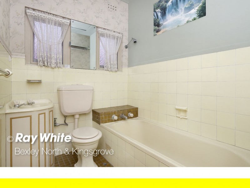 24 Arinya Street, Kingsgrove NSW 2208