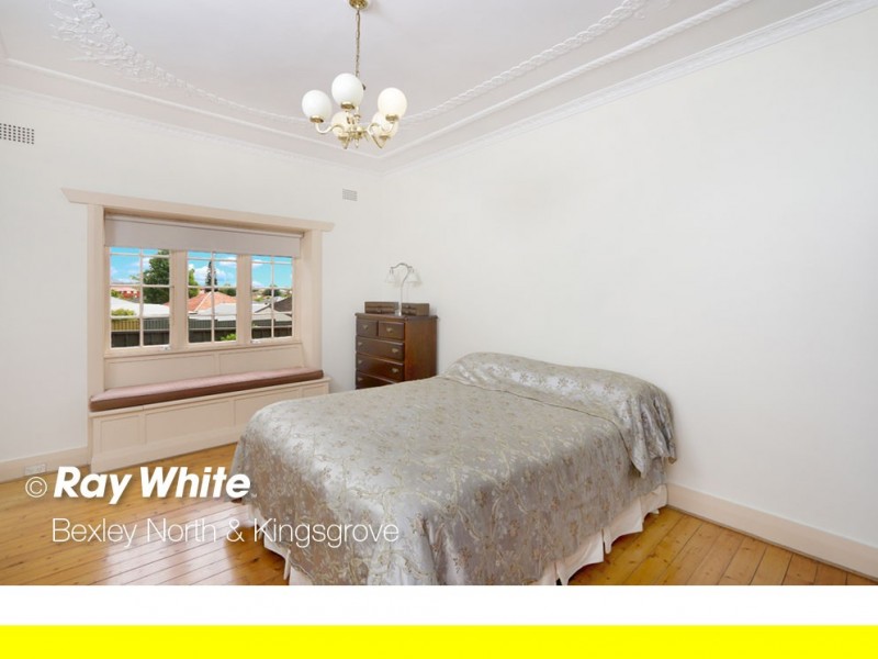 15 Merris Street, Kingsgrove NSW 2208