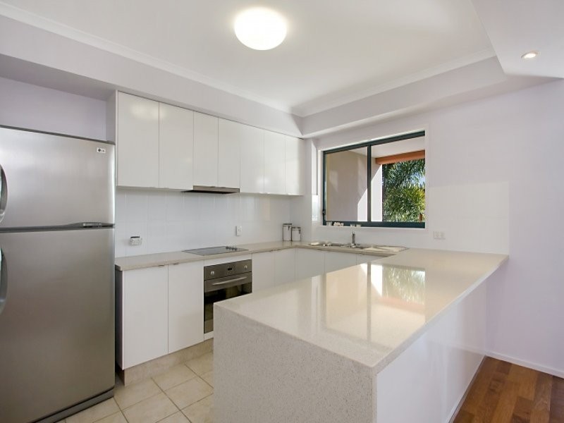 7/7 Stapylton Street, Coolangatta QLD 4225