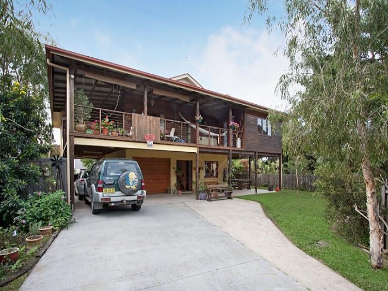 152 Riverside Drive, Tumbulgum NSW 2490