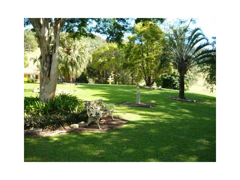 8 Harry’s Road, Crystal Creek NSW 2484