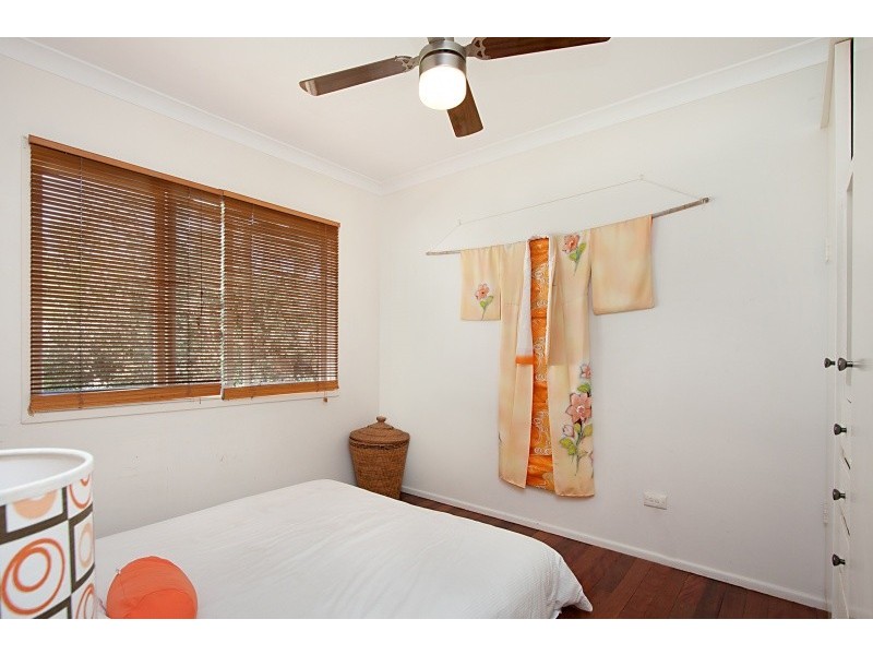6/4 Johnston, Bilinga QLD 4225