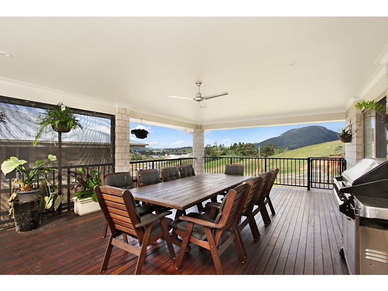 52 Castlefield Drive, Murwillumbah NSW 2484