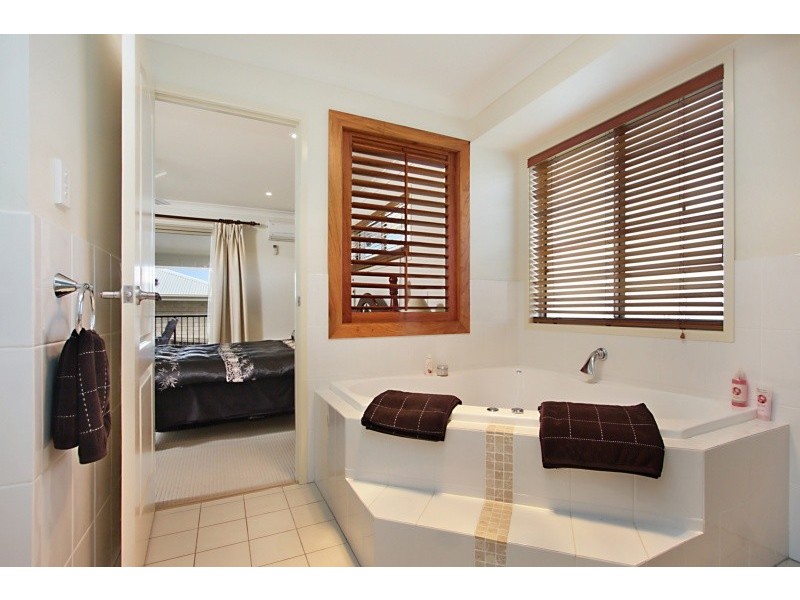 52 Castlefield Drive, Murwillumbah NSW 2484