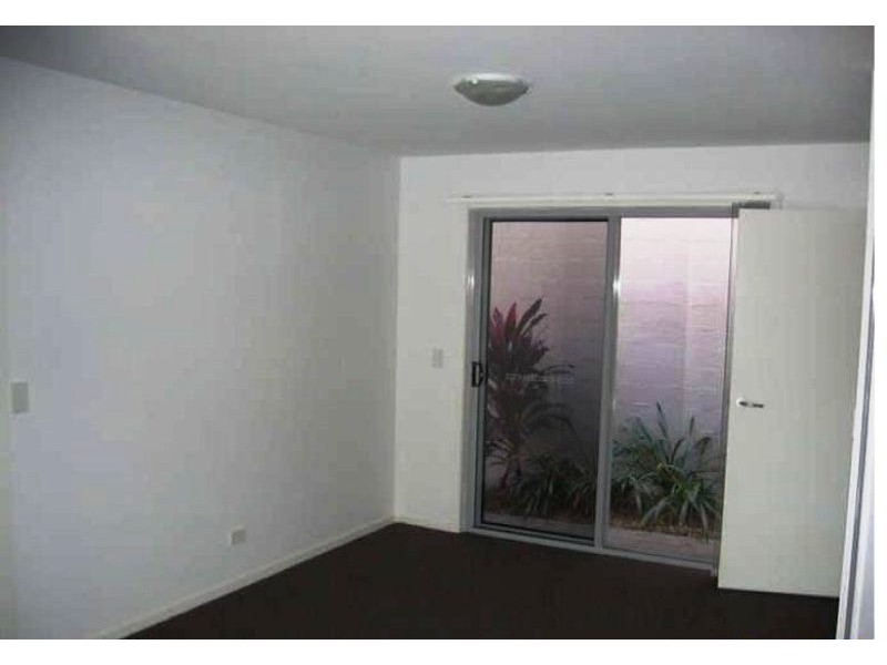 8/126 Turner Street, Scarborough QLD 4020