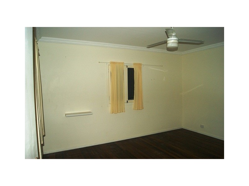 11 Scarborough Road, Redcliffe QLD 4020