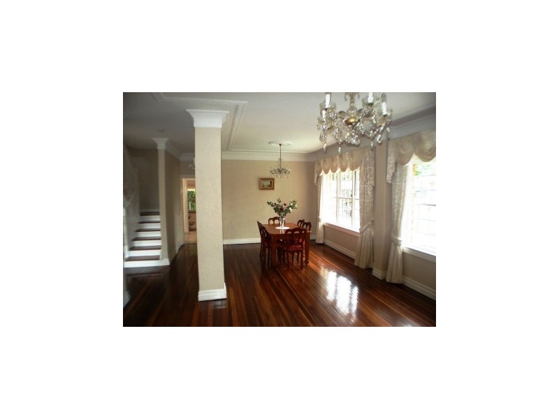 121 Maine Road, Clontarf QLD 4019