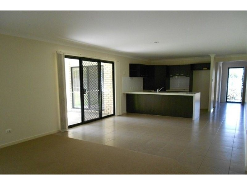 82 Woodrose Road, Morayfield QLD 4506