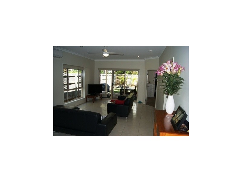 637 Oxley Avenue, Scarborough QLD 4020