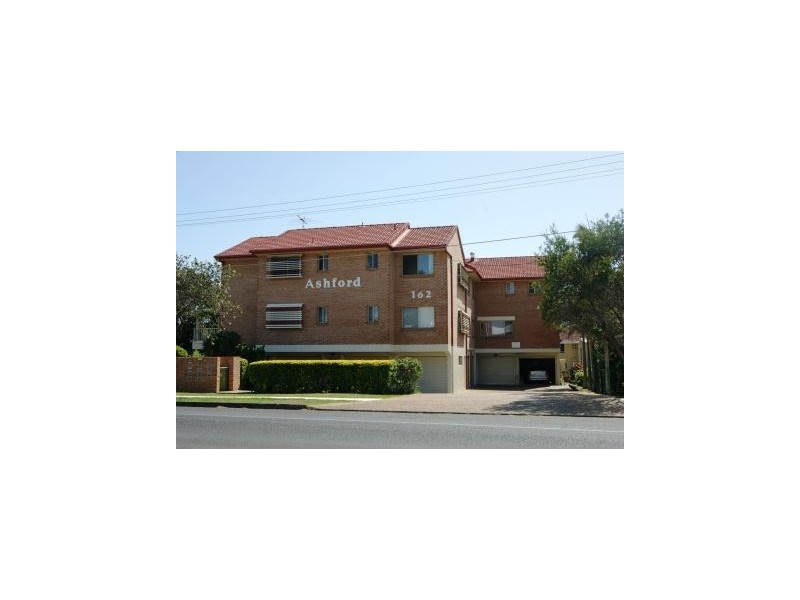 1/162 Prince Edward Parade, Scarborough QLD 4020