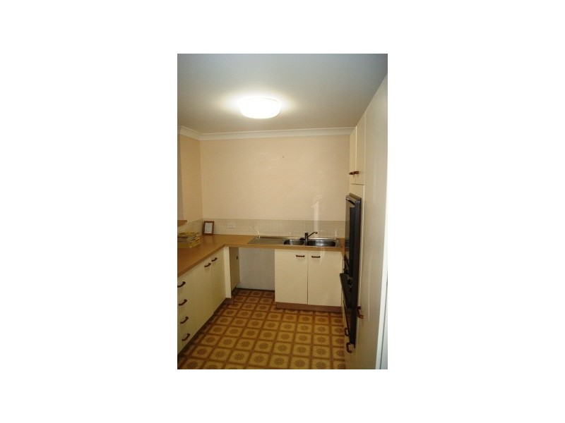 1/162 Prince Edward Parade, Scarborough QLD 4020