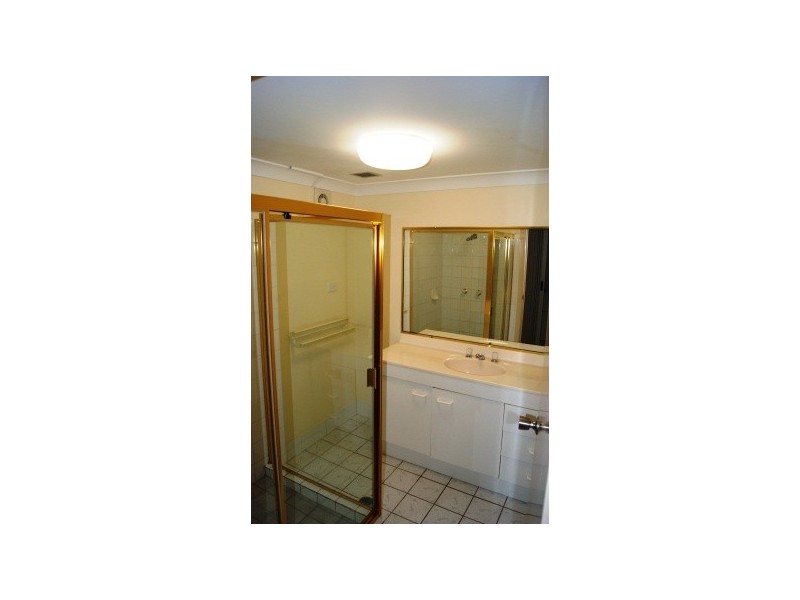 1/162 Prince Edward Parade, Scarborough QLD 4020