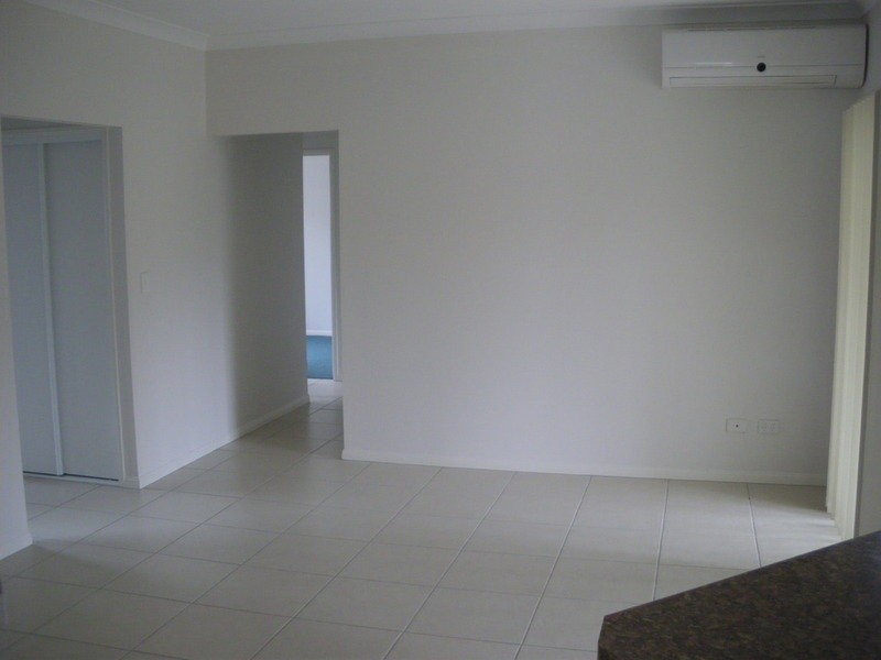 71 Summerhill Drive, Morayfield QLD 4506