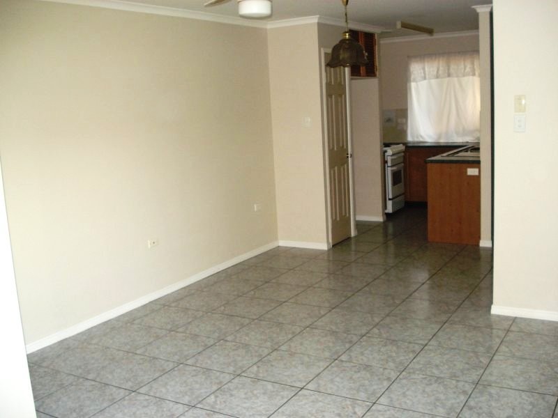 2/12 Silvester Street, Redcliffe QLD 4020