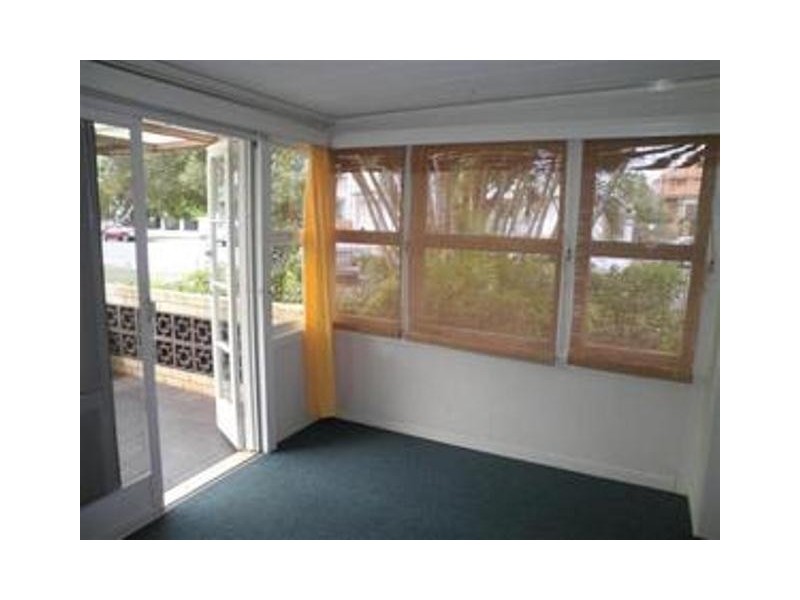 46 Donkin Street, Scarborough QLD 4020