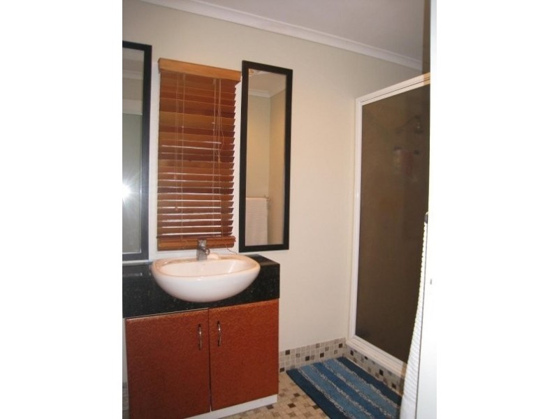 21 Frank Street, Scarborough QLD 4020