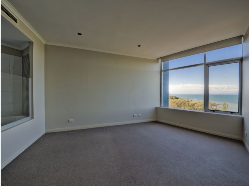 31/41-43 Marine Parade, Redcliffe QLD 4020