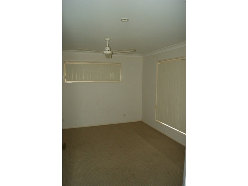 15 Gloria Street, Deception Bay QLD 4508