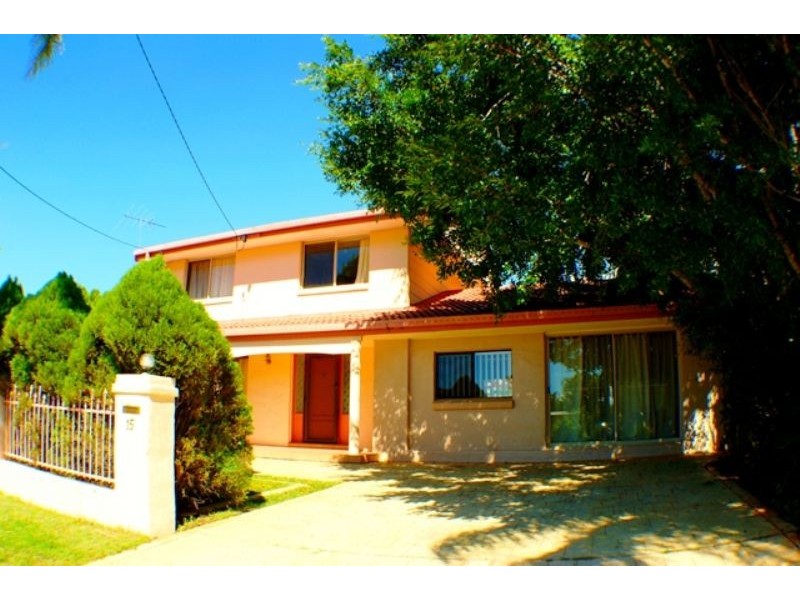 15 Cinnamon Court, Redcliffe QLD 4020