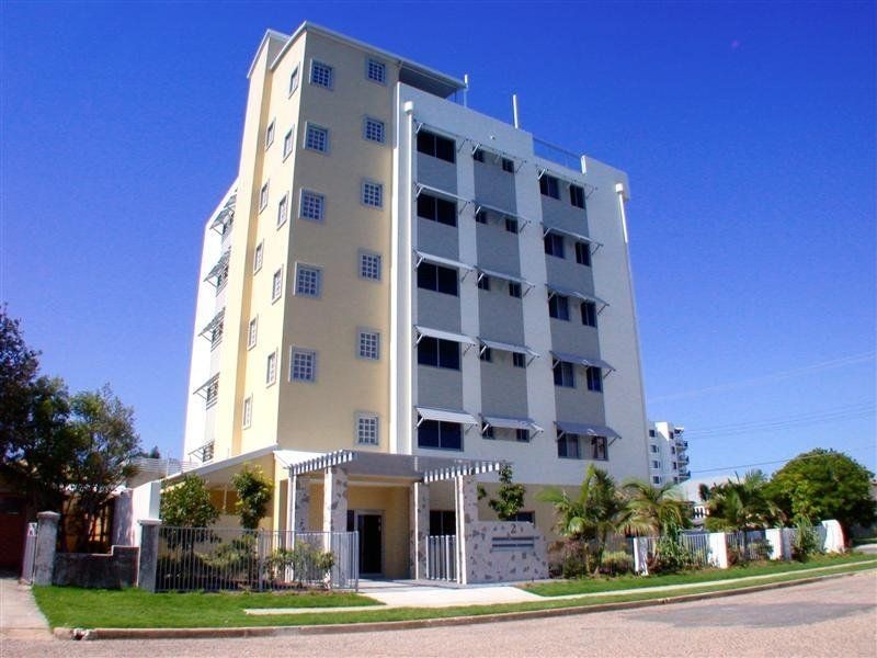 9/2 Louis Street, Redcliffe QLD 4020