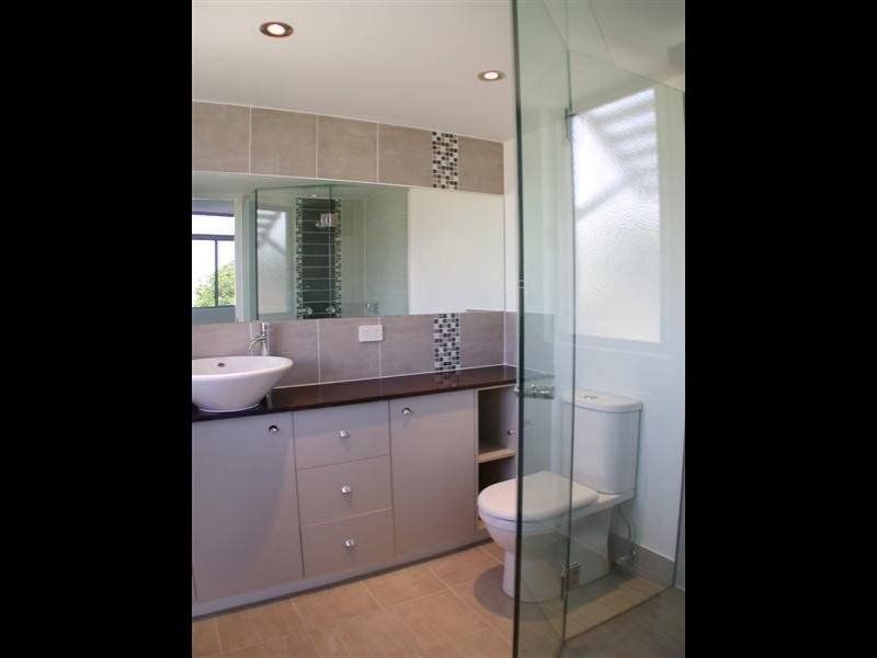 9/2 Louis Street, Redcliffe QLD 4020