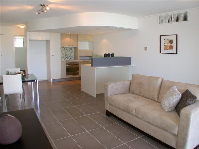 9/2 Louis Street, Redcliffe QLD 4020