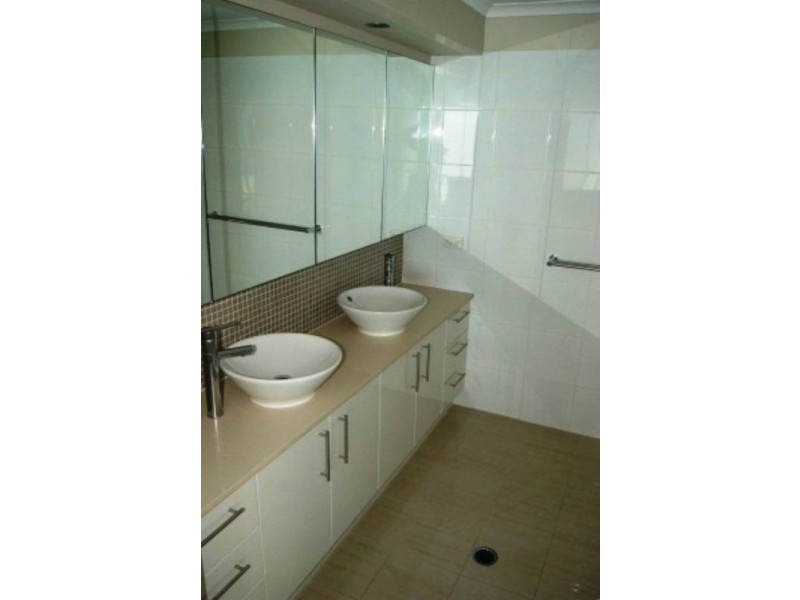 31/41-43 Marine Parade, Redcliffe QLD 4020