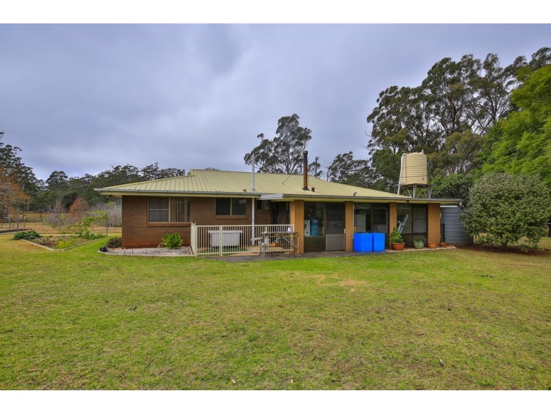 105 Wockner Road, Hampton QLD 4352