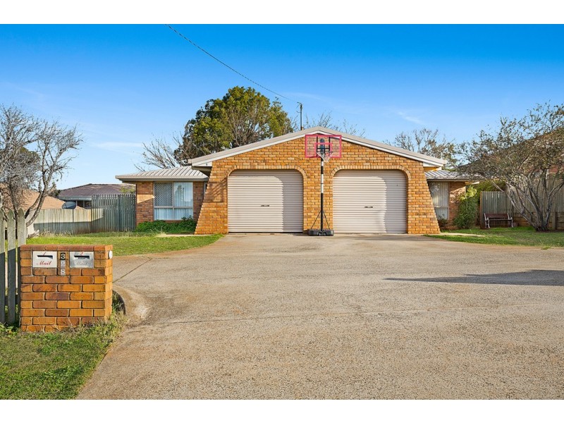 1 and 2/328 Spring Street, Kearneys Spring QLD 4350