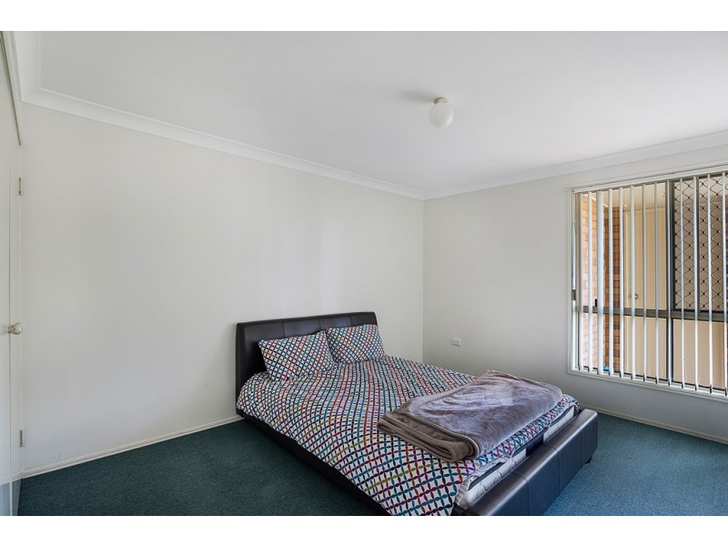 1 and 2/328 Spring Street, Kearneys Spring QLD 4350
