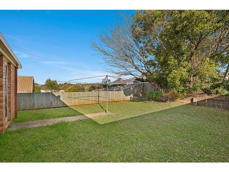 1 and 2/328 Spring Street, Kearneys Spring QLD 4350