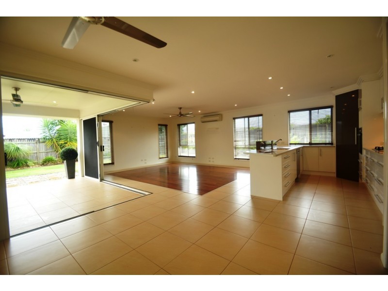 47 Nioka Drive, Highfields QLD 4352
