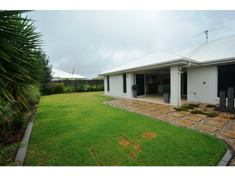 47 Nioka Drive, Highfields QLD 4352