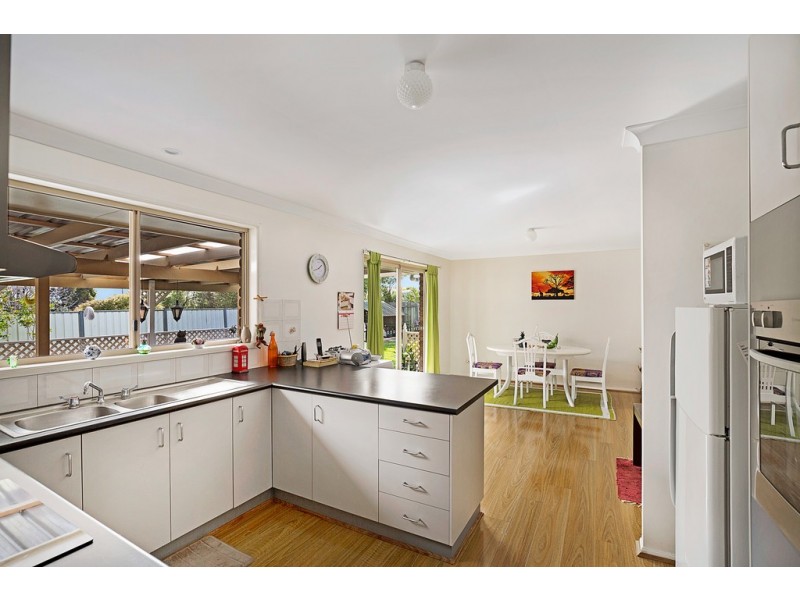 15 Poinciana Street, Newtown QLD 4350