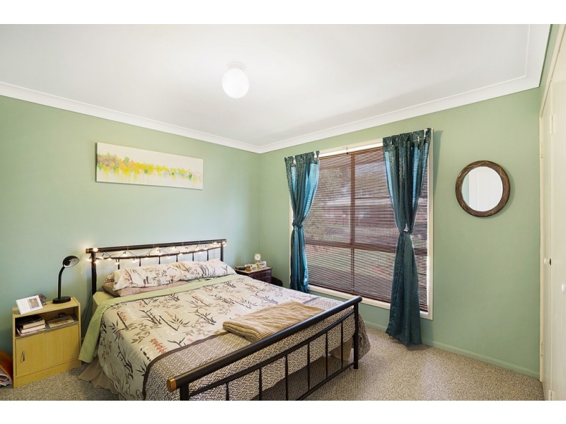 15 Poinciana Street, Newtown QLD 4350