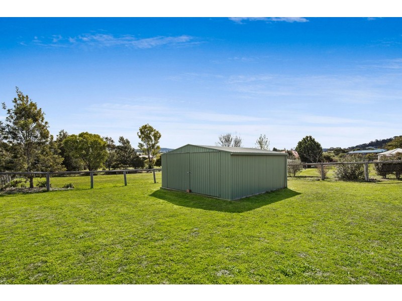 26 Windemere Drive, Hodgson Vale QLD 4352