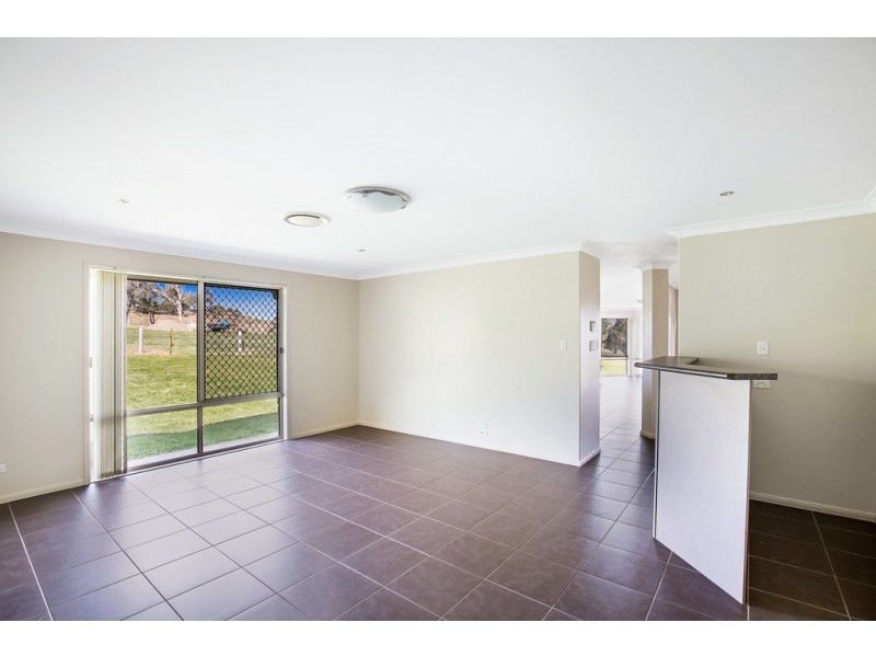 26 Windemere Drive, Hodgson Vale QLD 4352