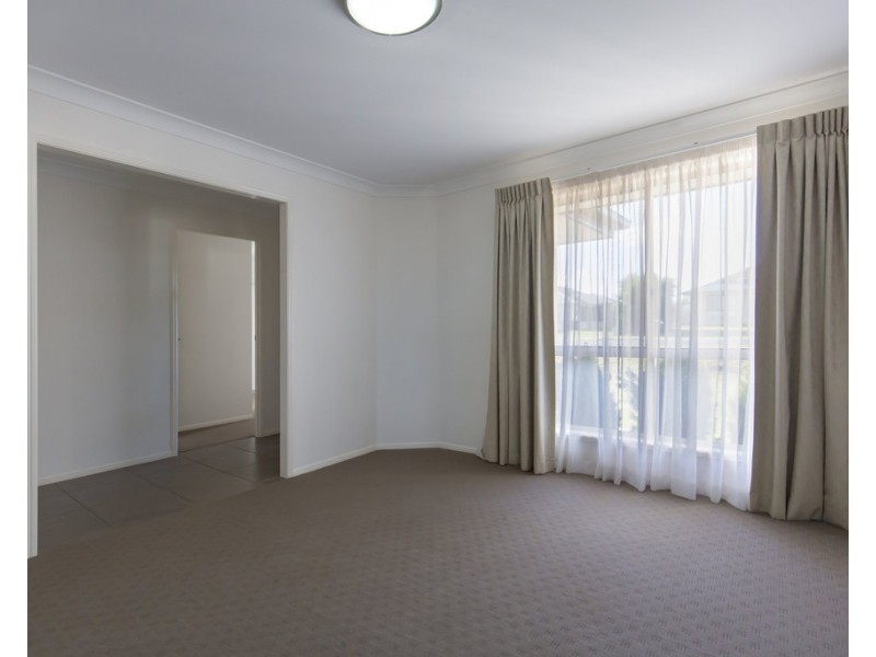162 Main Street, Westbrook QLD 4350