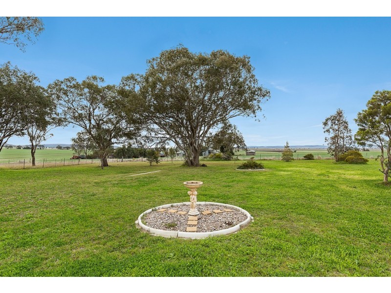 534 Doolan Road, Nobby QLD 4360