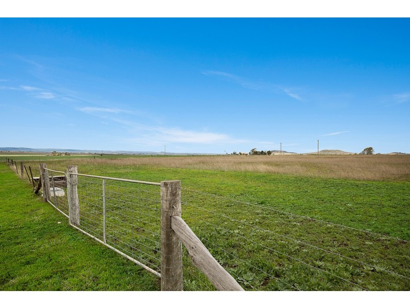 534 Doolan Road, Nobby QLD 4360