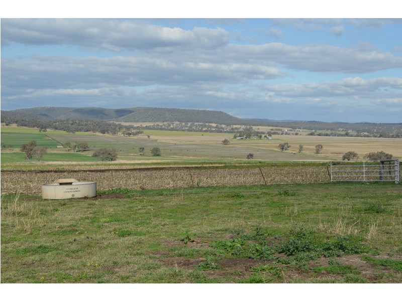 367 Baines Road, Headington Hill QLD 4361