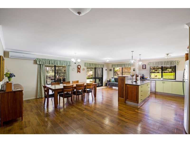 7 Karingal Court, Glenvale QLD 4350