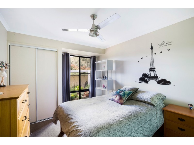 7 Karingal Court, Glenvale QLD 4350