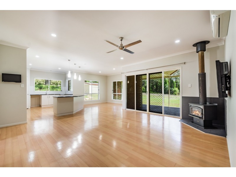 3 Woolmer Road, Highfields QLD 4352